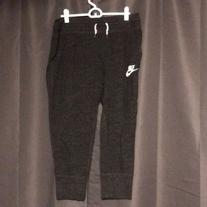 Nike Capri Pants